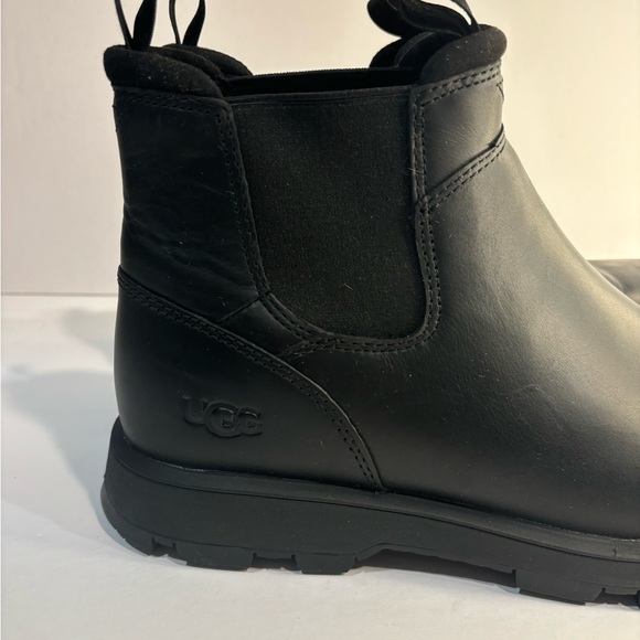 UGG Hillmont Chelsea men’s size 10 - Picture 3 of 7